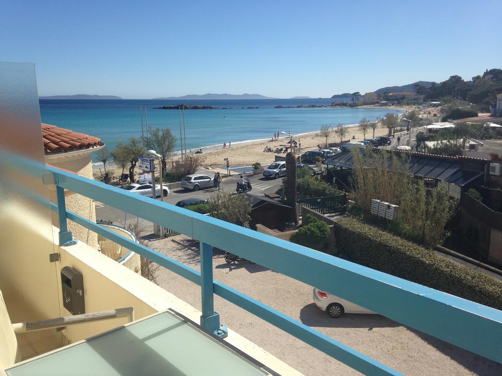 Chambre Double - Vue Latérale sur Mer - Deuxième Étage